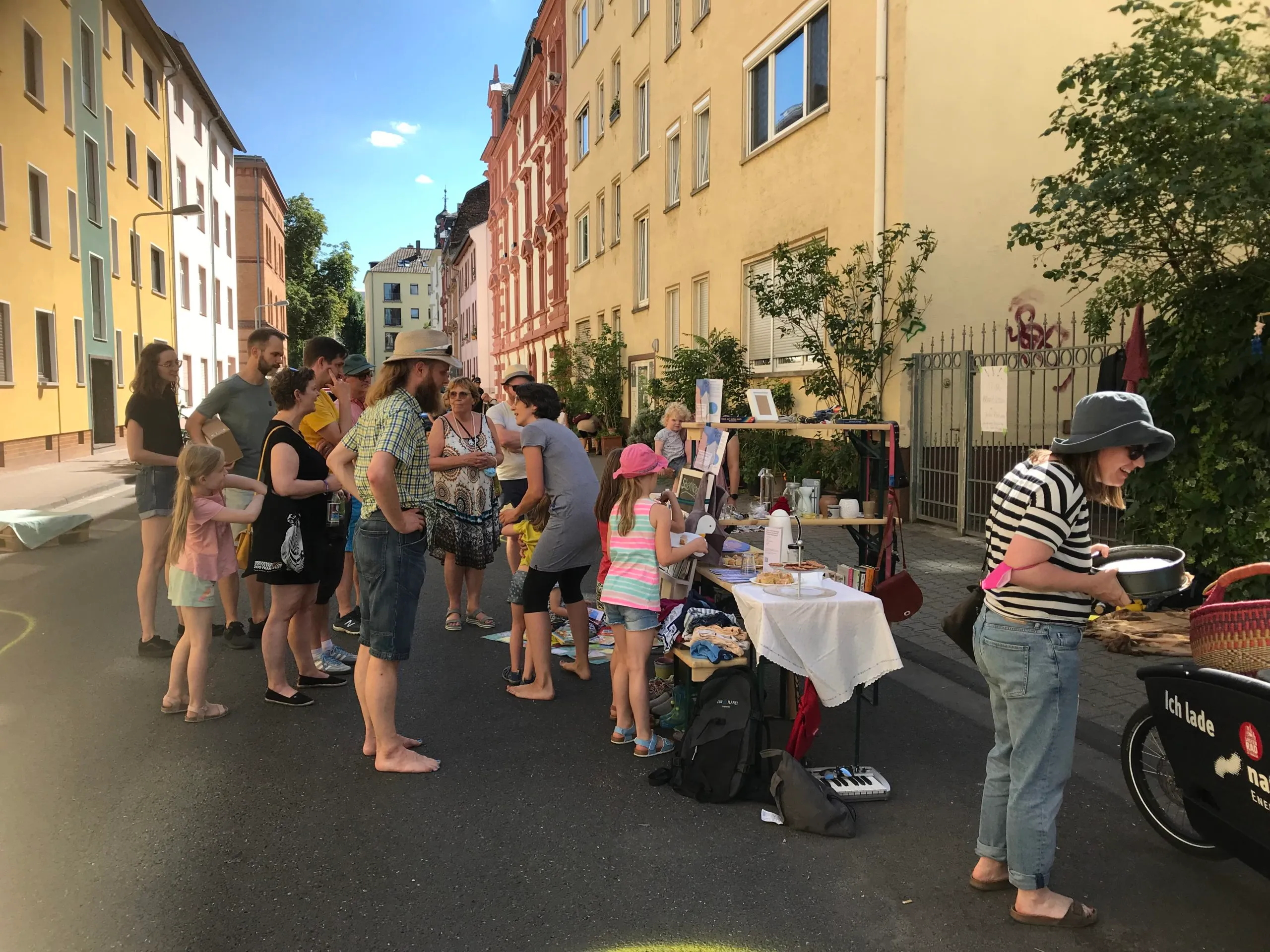 Straßenfest-Szene
